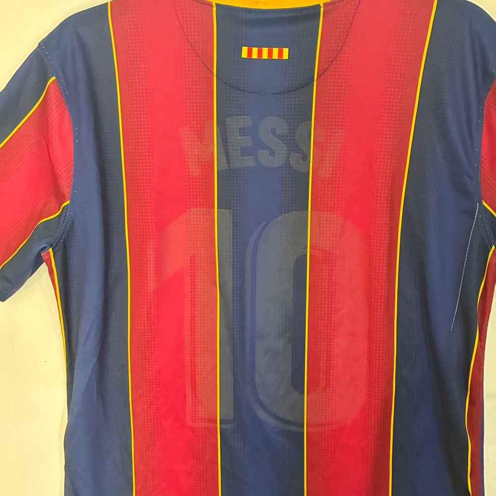 Nike FC Barcelona Jersey Mens Large Blue Red Faded Messi 10‎ Soccer Rakuten FLAW - Picture 5 of 10